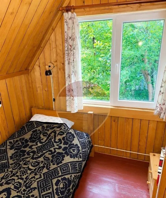 Cabana de vanzare in satul Plopi Valea Ierii judetu