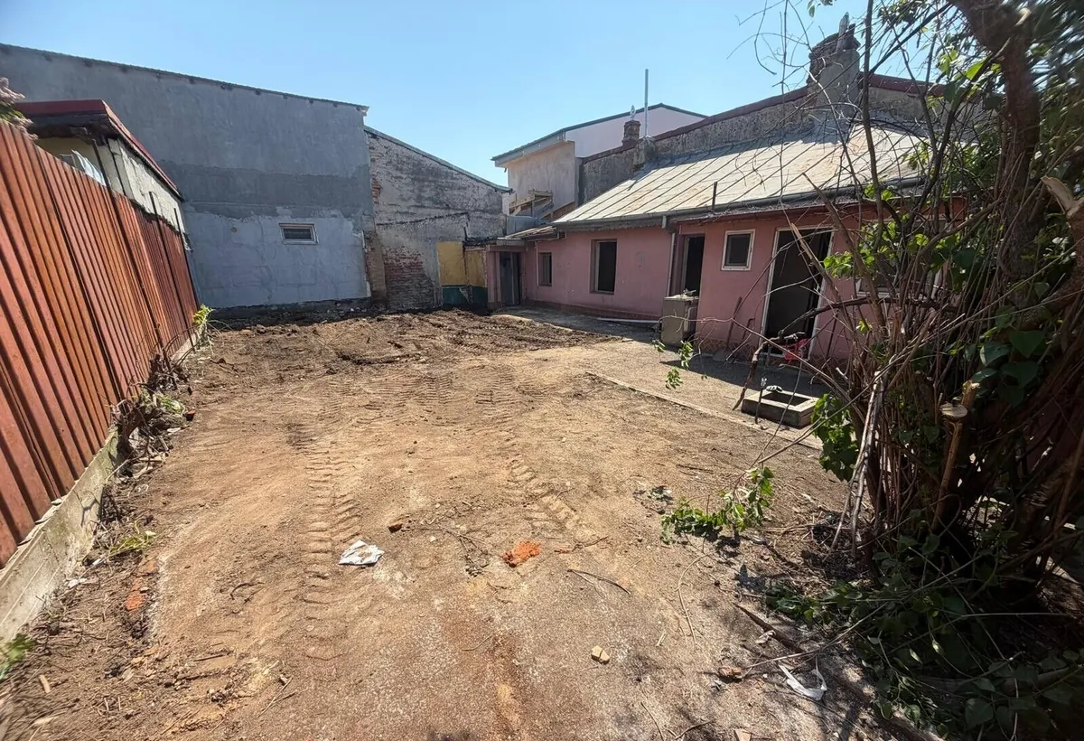 Rahova Piata Ferentari Casa demolabila si teren de 200 mp