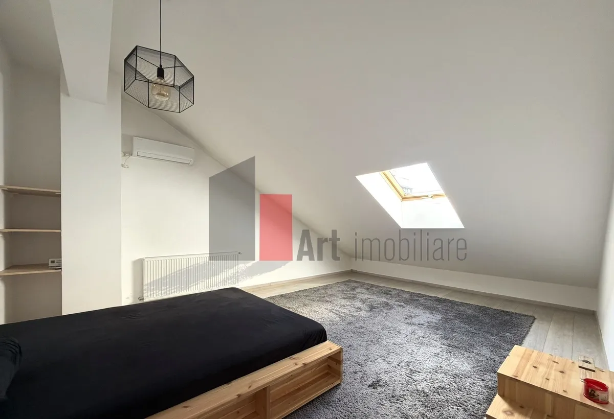 Calea Calarasilor Popa Nan apartament 3 camere tip duplex