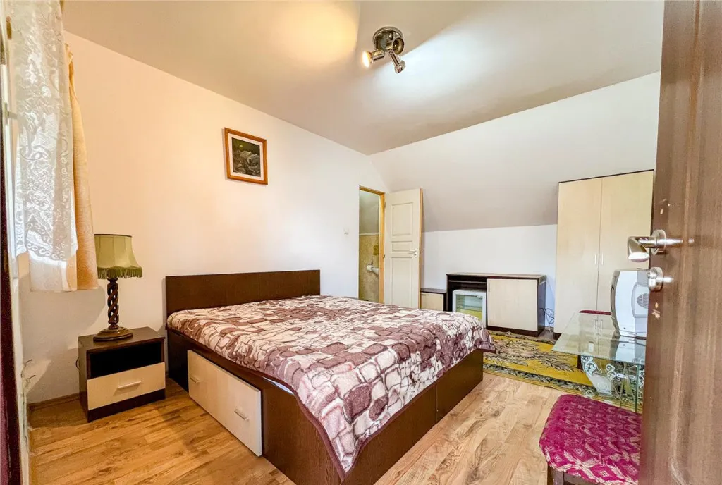 Film Casa 7 camere rezidential turistic in