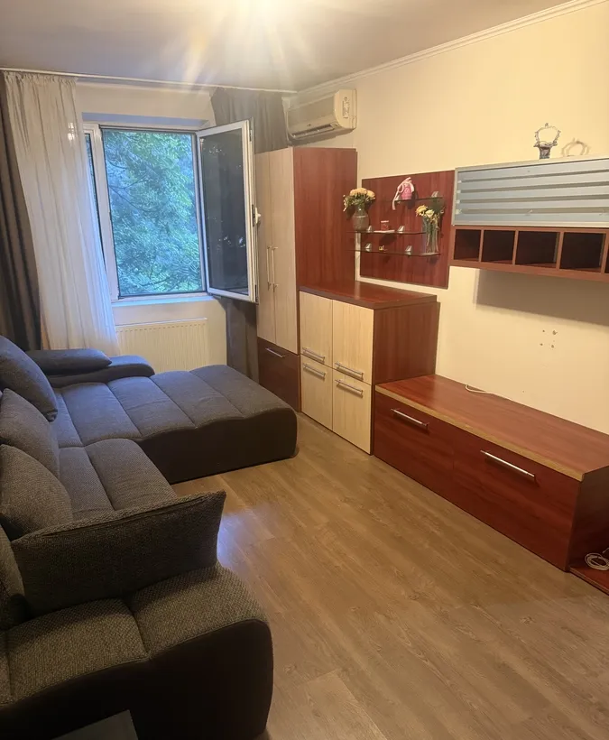 Berceni Metrou Aparatorii Patriei 2 camere decomandat mobilat utilat