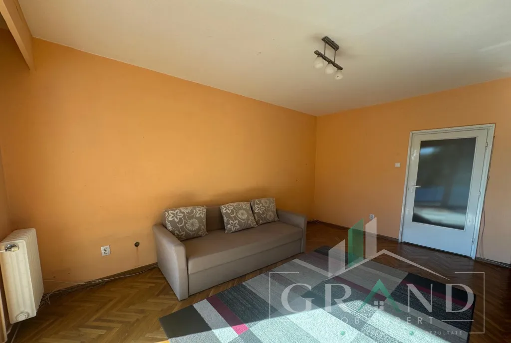 2 camere 65 mp 2 balcoane decomandat grigorescu/Poli