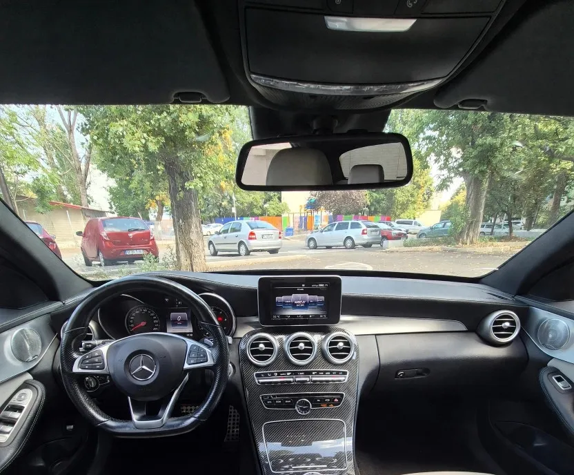 Mercedes C 250 4 matic AMG line 15 600 eur