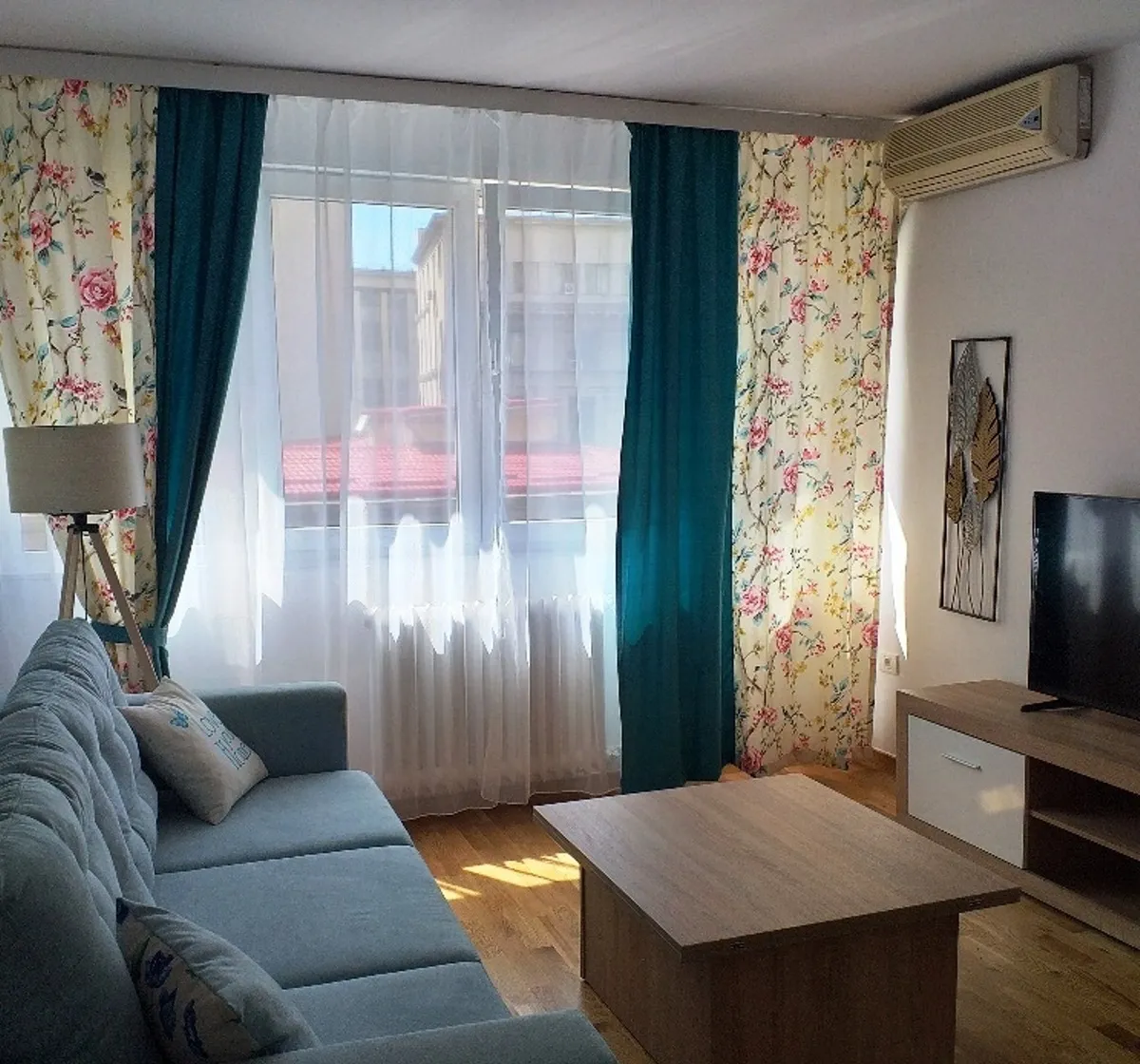 Universitate Balcescu bloc solid ap 2 camere etaj 5/ 7