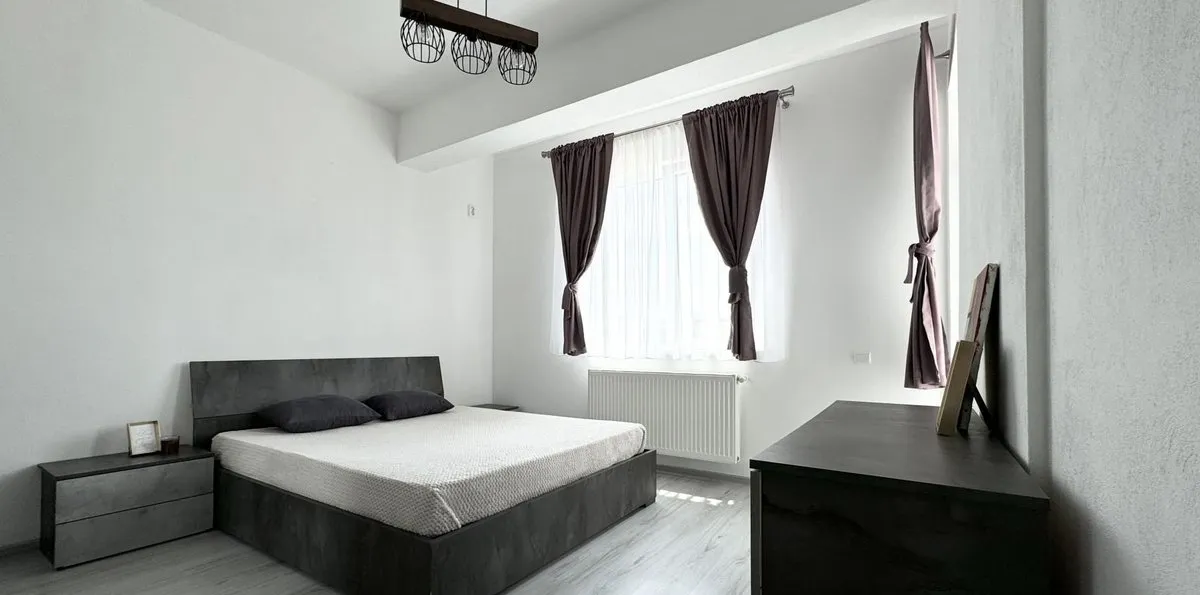 Parcul Teilor de inchiriat apartament 2 camere centrala proprie